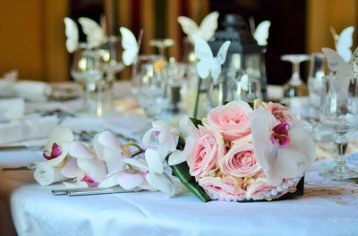 Banquet table