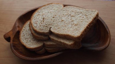 Bread on plate